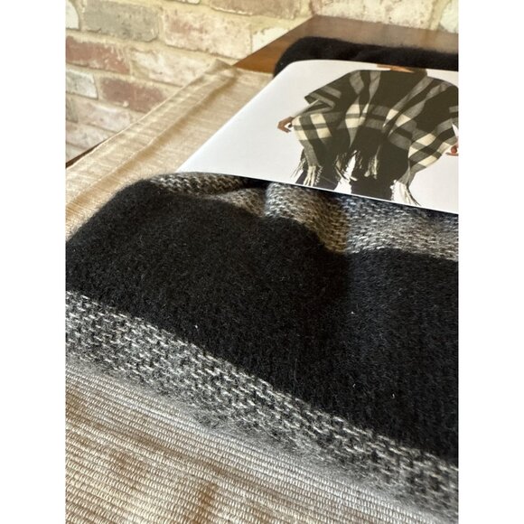 Three Dots Cashmere Blend Wrap Shawl One Size Black White Plaid - Picture 7 of 13